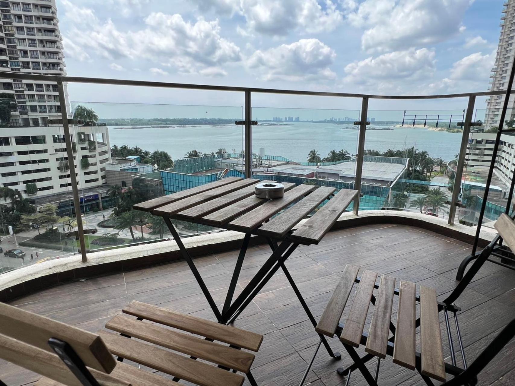 Pangsapuri Dangabay 2r2b Seaview 4pax - By Wehome